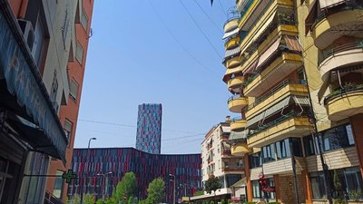 Тирана Тирана