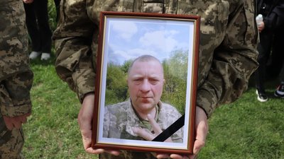 Боєць Тарас Червінський, Тернопіль, 17 квітня, 2024 Боєць Тарас Червінський, Тернопіль, 17 квітня, 2024