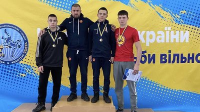 Прикарпатські студенти стали бронзовими призерами чемпіонату України з вільної боротьби