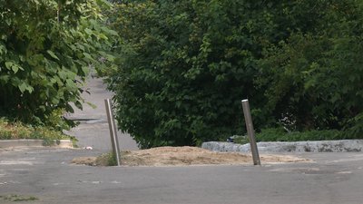 Перешкоди у дворах Перешкоди у дворах