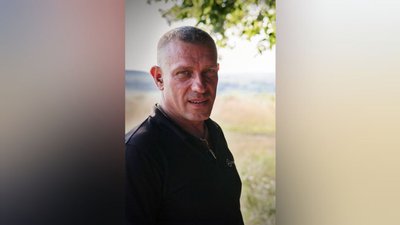 Івано-франківський волонтер Тарас Стрілецький евакуював із зон бойових дій понад 300 людей Івано-франківський волонтер Тарас Стрілецький евакуював із зон бойових дій понад 300 людей