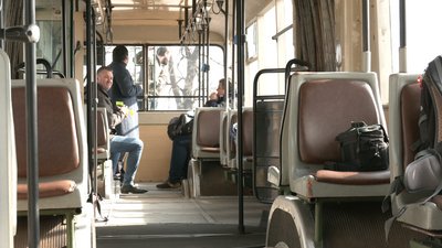 У Черкасах курсував тролейбус-літак "Київ-12.05" У Черкасах курсував тролейбус-літак "Київ-12.05"