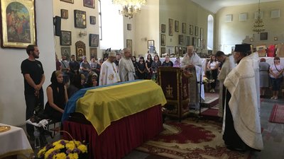 Поблизу Полтави поховали Олександра Цегельника, який обороняв Україну Поблизу Полтави поховали Олександра Цегельника, який обороняв Україну