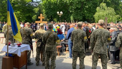 У Полтаві попрощалися з Євгенієм Перепелицею, Юрієм Бехтіром та Володимиром Гармашем