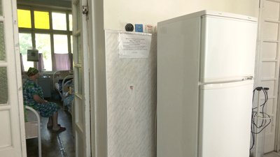 Мікрохвильовки та чайники для пацієнтів: у харківському онкоцентрі облаштували мінікухні Мікрохвильовки та чайники для пацієнтів: у харківському онкоцентрі облаштували мінікухні