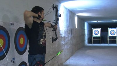 Лучан навчали стрільбі із лука