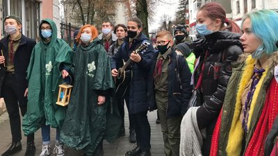До Луцька привезли Вифлеємський вогонь миру