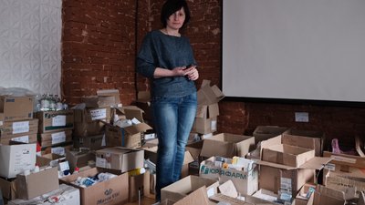 Один день координаційного штабу. Як під час війни працює молодіжний центр в Чернівцях Один день координаційного штабу. Як під час війни працює молодіжний центр в Чернівцях