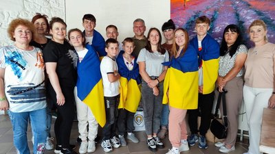 15 дітей із Миколаївщини незаконно вивезли до Росії: Офіс генпрокурора передав справу до суду 15 дітей із Миколаївщини незаконно вивезли до Росії: Офіс генпрокурора передав справу до суду