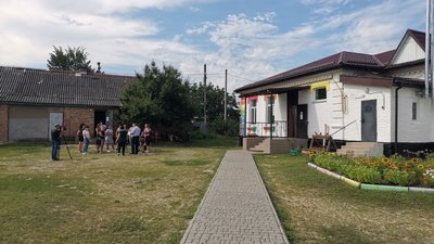 У Терешківській громаді на Полтавщині батьки вимагають відновити навчання офлайн в одному із сіл У Терешківській громаді на Полтавщині батьки вимагають відновити навчання офлайн в одному із сіл