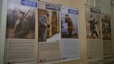 В одеському краєзнавчому музеї відкрили фотовиставку до дня Збройних сил України