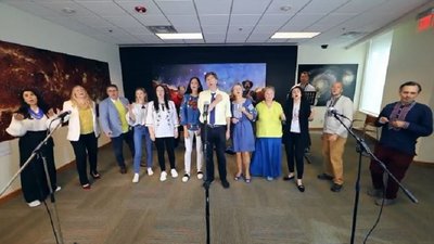 Американські дипломати заспівали український хіт до ювілею незалежності України