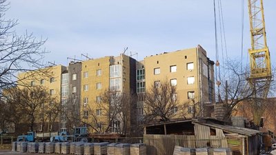 Відбудують і облаштують укриття: у Макарові триває відновлення 5-поверхового будинку Відбудують і облаштують укриття: у Макарові триває відновлення 5-поверхового будинку