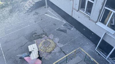 Артобстріл Харкова 9 вересня. Російські окупанти майже знищили дитсадок: фоторепортаж Артобстріл Харкова 9 вересня. Російські окупанти майже знищили дитсадок: фоторепортаж