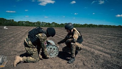 Вибухотехніки Сумщини знищили бойову частину російської крилатої ракети