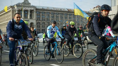 "Це єднання". Як пройшов День захисників і захисниць в Києві – фоторепортаж "Це єднання". Як пройшов День захисників і захисниць в Києві – фоторепортаж
