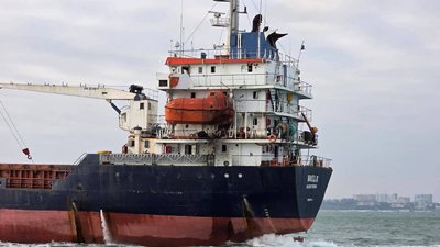 Цивільне судно, пошкоджене унаслідок атаки РФ по Одещині 9 січня 2026 року