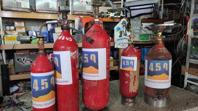 Полтавець Володимир Яресько створює для бійців пристрої для готування їжі та обігріву Полтавець Володимир Яресько створює для бійців пристрої для готування їжі та обігріву