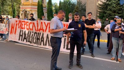 Франківський Нацкорпус звинувачує СБУ у прослуховуванні Франківський Нацкорпус звинувачує СБУ у прослуховуванні