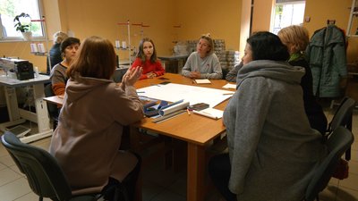 Як в Івано-Франківську працює перше соціальне ательє Як в Івано-Франківську працює перше соціальне ательє