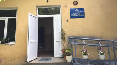 На Самбірщині через брак вакцини призупинили щеплення від коронавірусу На Самбірщині через брак вакцини призупинили щеплення від коронавірусу