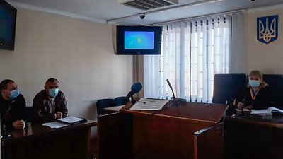 Перевищення повноважень. Кропивницькому патрульному продовжили запобіжний захід