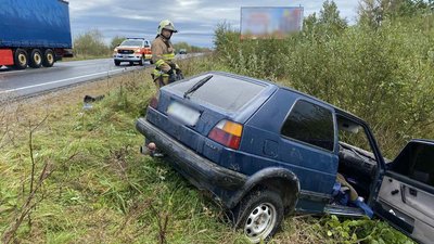 На Івано-Франківщині автомобіль з'їхав у кювет: загинула пасажирка, водійка травмувалася