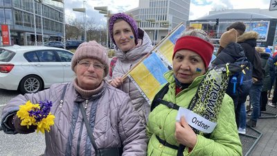 Харків'яни у Ганновері приєдналися до акції проти вторгнення Росії в Україну Харків'яни у Ганновері приєдналися до акції проти вторгнення Росії в Україну