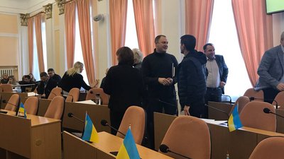 Депутати Полтавської міськради ухвали рішення про розпуск виконкому Депутати Полтавської міськради ухвали рішення про розпуск виконкому