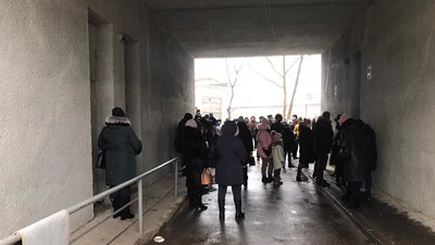 Черги на ПЛР-тестування Черги на ПЛР-тестування