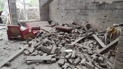 Російські війська вдарили по Нікопольському району Дніпропетровщини: одна людина поранена Російські війська вдарили по Нікопольському району Дніпропетровщини: одна людина поранена