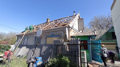 "Якщо це було б ближче, нас би вже не було", — очевидці про ракетний обстріл Запоріжжя "Якщо це було б ближче, нас би вже не було", — очевидці про ракетний обстріл Запоріжжя