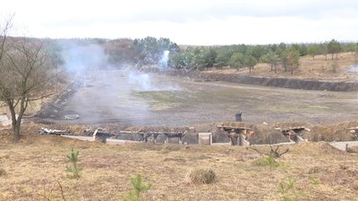 Нацгвардійці однієї з хмельницьких військових частин проходять вишкіл на полігоні Нацгвардійці однієї з хмельницьких військових частин проходять вишкіл на полігоні