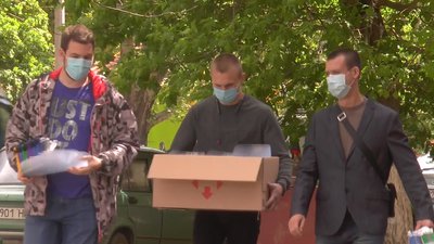Миколаївські волонтери виготовляють на 3D-принтері засоби безпеки для медпрацівників