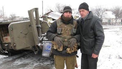 "Я дуже вас прошу, моліться за мене": спогади матері загиблого "кіборга" Володимира Труха