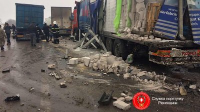 ДТП з вантажівками на Рівненщині. Огляд найрезонансніших аварій за останні роки ДТП з вантажівками на Рівненщині. Огляд найрезонансніших аварій за останні роки