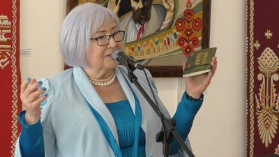 Присвятила українським воїнам: черкаська мисткиня видала збірку поезій Присвятила українським воїнам: черкаська мисткиня видала збірку поезій
