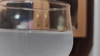 Замість молока – вода: на підприємстві з Рівненщини пояснили, як це сталось та вилучають продукцію Замість молока – вода: на підприємстві з Рівненщини пояснили, як це сталось та вилучають продукцію