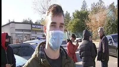 До будинку Порошенка у Козині принесли гарбузи. Що відбувається До будинку Порошенка у Козині принесли гарбузи. Що відбувається