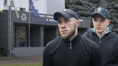 У Чернігові на мітинг вийшли близько 50 звільнених поліцейських