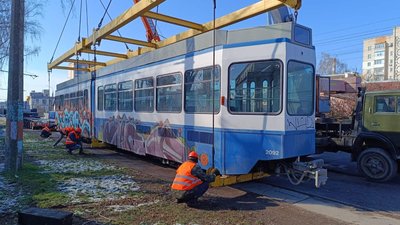 У Вінниці з'явився ще один трамвай Tram 2000 У Вінниці з'явився ще один трамвай Tram 2000