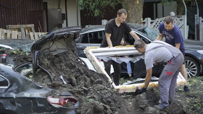 Вранці 19 серпня РФ обстріляла Немишлянський район Харкова: поранених немає Вранці 19 серпня РФ обстріляла Немишлянський район Харкова: поранених немає