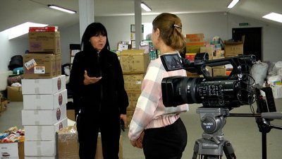 "Бійці попросили мене не кидати їх" – житомирська волонтерка Юлія Толмачова "Бійці попросили мене не кидати їх" – житомирська волонтерка Юлія Толмачова