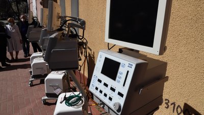 8 апаратів ШВЛ передали Одеській клінічній інфекційній лікарні 8 апаратів ШВЛ передали Одеській клінічній інфекційній лікарні