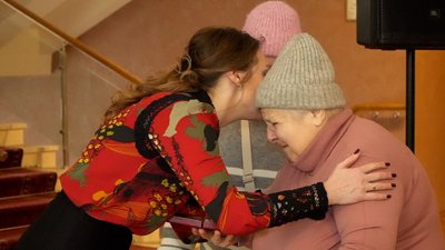 У Черкасах вручили державні відзнаки військовим та родинам полеглих захисників