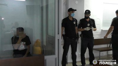 Миколаївські правоохоронці затримали чоловіка за зґвалтування літньої жінки Миколаївські правоохоронці затримали чоловіка за зґвалтування літньої жінки