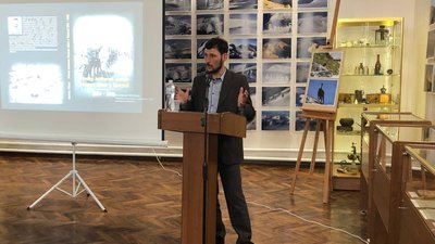 На Прикарпатті презентували книгу про поховання вояків Першої світової війни у Калуші На Прикарпатті презентували книгу про поховання вояків Першої світової війни у Калуші
