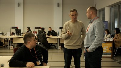 "Це важливо, коли ти знаєш, що тобі робити": як працюють помічники ветеранів у Вінниці "Це важливо, коли ти знаєш, що тобі робити": як працюють помічники ветеранів у Вінниці