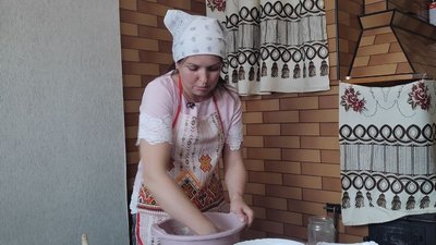 "Пампух, як пух": господиня з Волині розповіла про секрет приготування світязьких пончиків "Пампух, як пух": господиня з Волині розповіла про секрет приготування світязьких пончиків