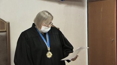 Суд зобов'язав запорізький інтернат розірвати угоду з "Граніком" на користь "Вельтума" Суд зобов'язав запорізький інтернат розірвати угоду з "Граніком" на користь "Вельтума"